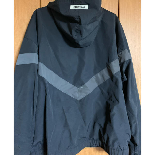 FEAR OF GOD(フィアオブゴッド)のessentials  FOG メンズのジャケット/アウター(ナイロンジャケット)の商品写真