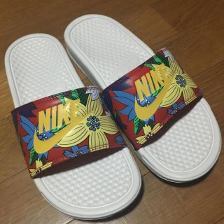 ナイキ(NIKE)のN様 11日までお取り置き(ビーチサンダル)