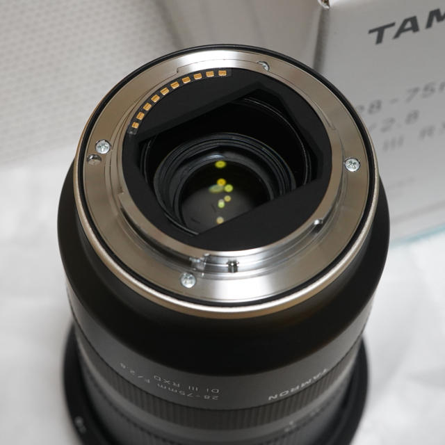 レンズ(ズーム)28-75mm F2.8 DL III RXD タムロン　ソニー  5月購入美品