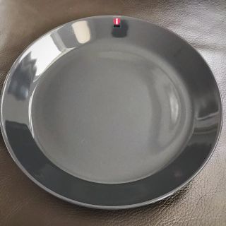 イッタラ(iittala)のティーマ　ダークグレー　23cm(食器)