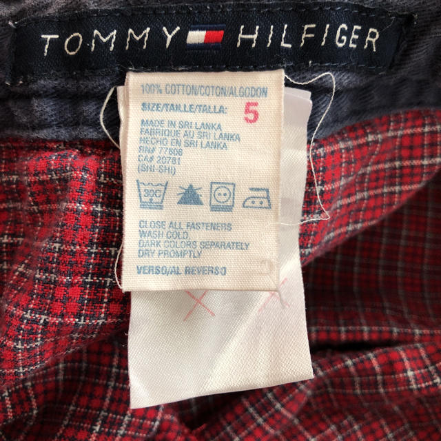 TOMMY HILFIGER(トミーヒルフィガー)のハーフパンツ　キッズ　5歳　チェック柄 キッズ/ベビー/マタニティのキッズ服男の子用(90cm~)(パンツ/スパッツ)の商品写真