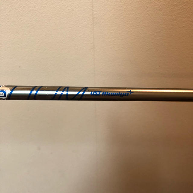 USTMamiya(マミヤ)のUSTマミヤヘリウム5カーボンシャフト　テーラーメイドスリーブ装着 スポーツ/アウトドアのゴルフ(クラブ)の商品写真