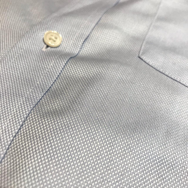 UNIQLO(ユニクロ)のユニクロ　ブルーカッターシャツ　サイズL slim fit クリーニング済 メンズのトップス(シャツ)の商品写真
