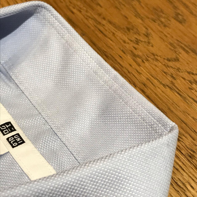 UNIQLO(ユニクロ)のユニクロ　ブルーカッターシャツ　サイズL slim fit クリーニング済 メンズのトップス(シャツ)の商品写真