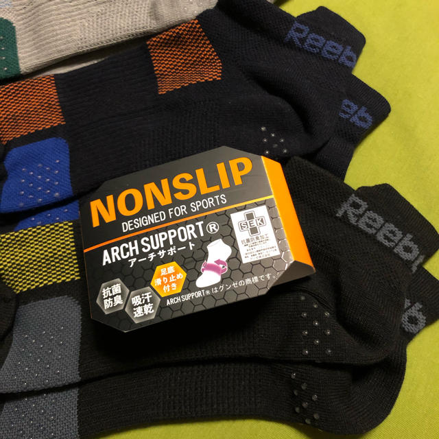 Reebok(リーボック)の【リーボック】NEW‼️NONSLIP メンズ靴下 3足組 RB-7C メンズのレッグウェア(ソックス)の商品写真