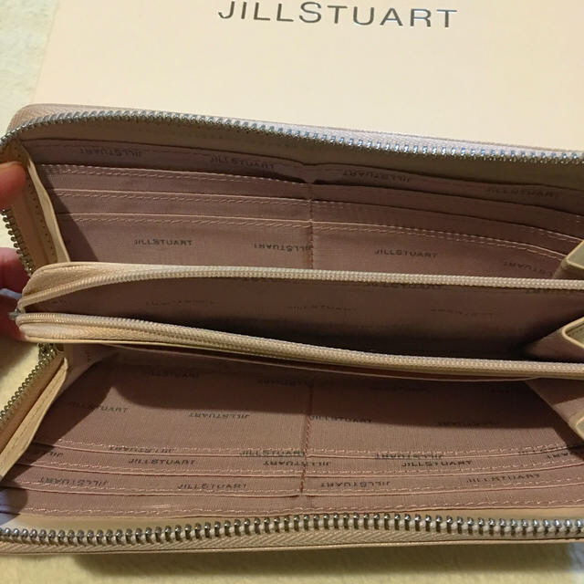 JILLSTUART(ジルスチュアート)のJILL STUART 長財布 レディースのファッション小物(財布)の商品写真