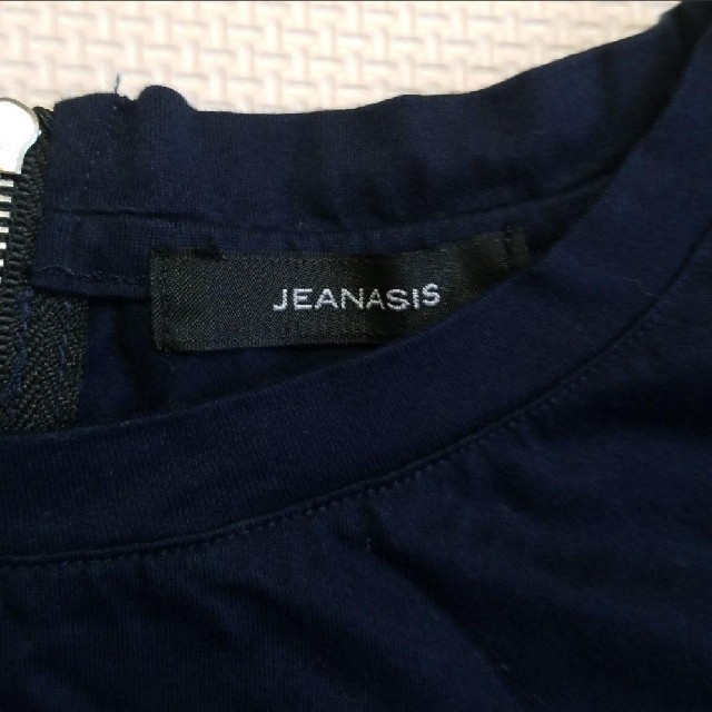 JEANASIS(ジーナシス)のジ―ナシス　半袖 レディースのトップス(Tシャツ(半袖/袖なし))の商品写真