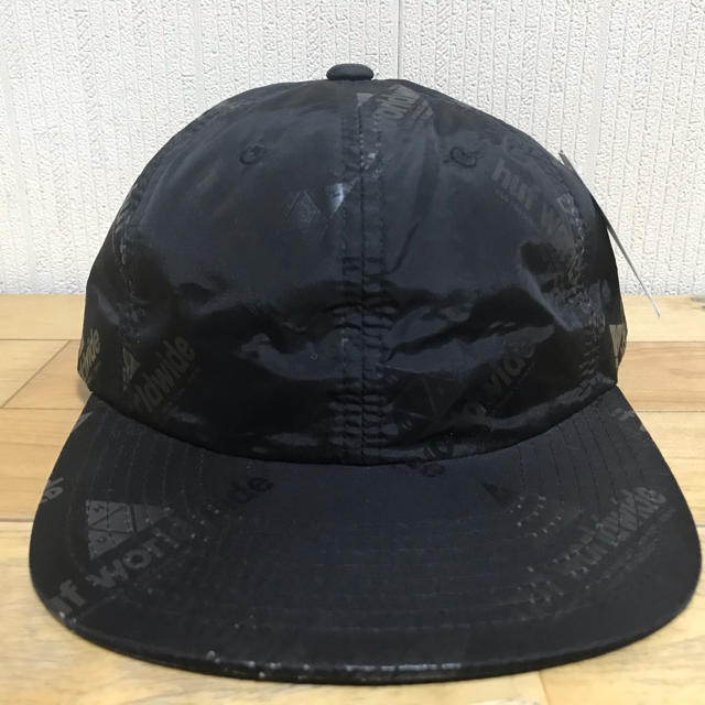 HUF(ハフ)のHUF ハフ スナップバックキャップ　新品未使用　送料無料　男女兼用 メンズの帽子(キャップ)の商品写真