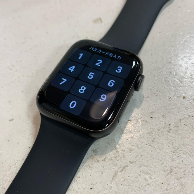 Apple Watch 5 ほぼ新品　GPSモデル