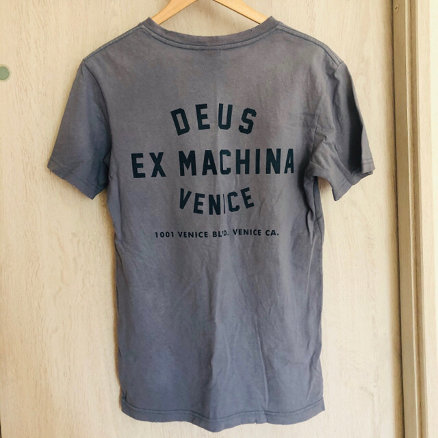 Deus ex Machina(デウスエクスマキナ)のDEUS deus ダメージ加工 TEE Tシャツ　XS メンズのトップス(Tシャツ/カットソー(半袖/袖なし))の商品写真