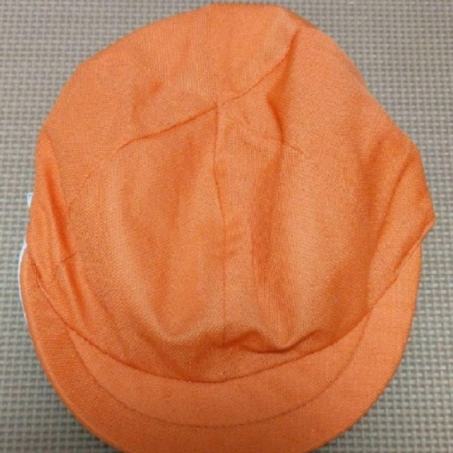 カラー帽子 オレンジ色 キッズ/ベビー/マタニティのこども用ファッション小物(帽子)の商品写真