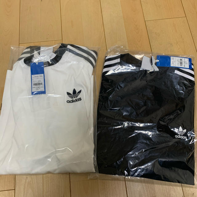 adidas(アディダス)のアディダス オリジナル  トップス 3ストライプ Tシャツ Lサイズ 二枚 メンズのトップス(Tシャツ/カットソー(半袖/袖なし))の商品写真