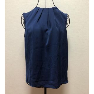 ザラ(ZARA)のネイビートップス(カットソー(半袖/袖なし))