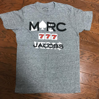 マークジェイコブス(MARC JACOBS)の【美品】MARC JACOBS Tシャツ　Mサイズ　グレー(Tシャツ/カットソー(半袖/袖なし))