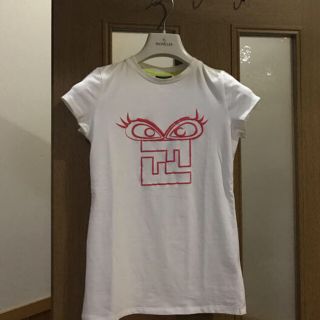 フェンディ(FENDI)のまりこ様　フェンディ  ロゴTシャツ　大人もOK 正規品(Tシャツ(半袖/袖なし))