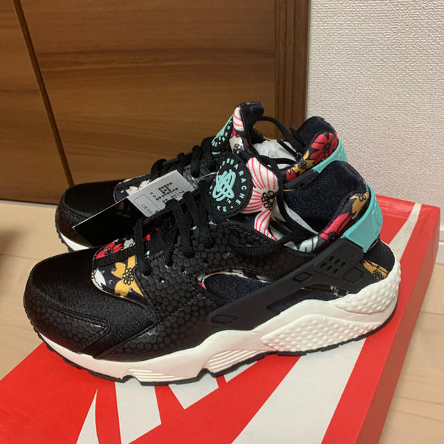 NIKE AIR HUARACHE RUN PRINT 23.5cm