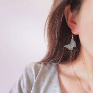 モルフォ蝶のシングルピアス(ピアス)