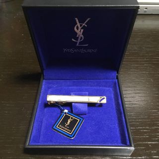 イヴサンローランボーテ(Yves Saint Laurent Beaute)のイブサンローラン　ネクタイピン(ネクタイピン)