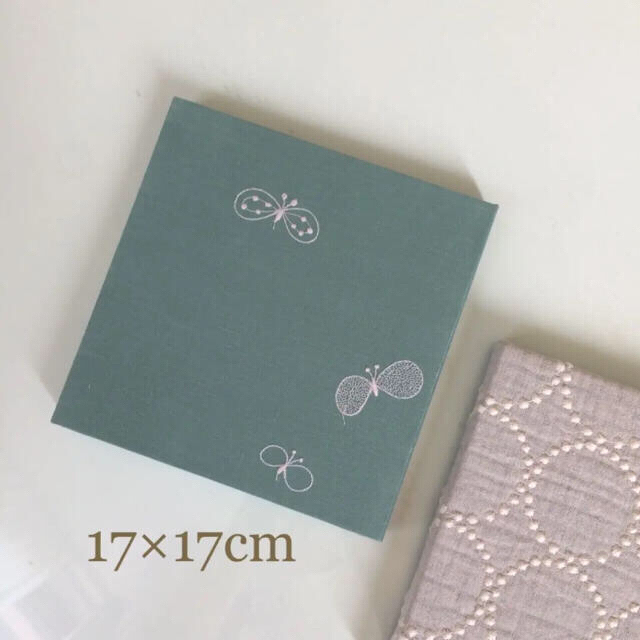 現品のみ❣️choucho とタンバリンファブリックパネル2枚組ミナペルホネン