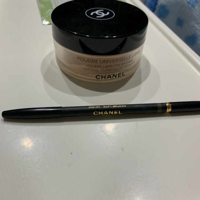 CHANEL(シャネル)のシャネル　CHANEL フェイスパウダー　アイブロウ　フェイスパック コスメ/美容のベースメイク/化粧品(フェイスパウダー)の商品写真