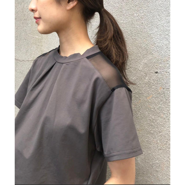 シアーショルダーシャツ レディースのトップス(カットソー(半袖/袖なし))の商品写真