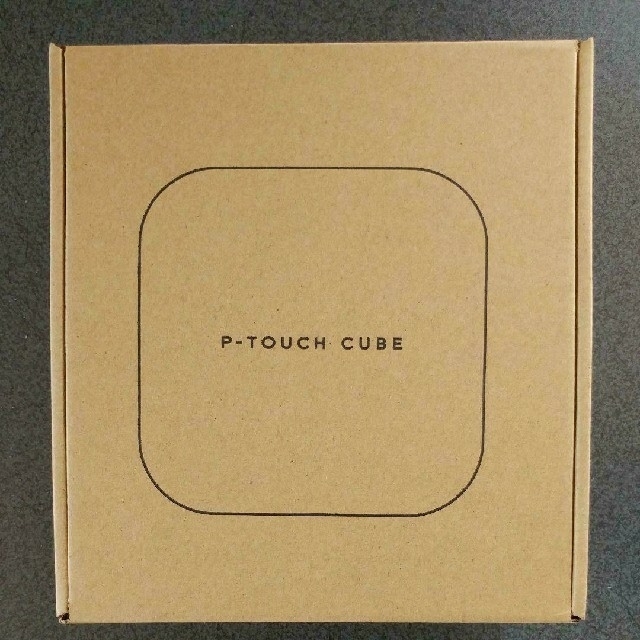 brother(ブラザー)のピータッチキューブ P-TOUCH CUBE PT-P300BT ラベルライター インテリア/住まい/日用品の文房具(テープ/マスキングテープ)の商品写真