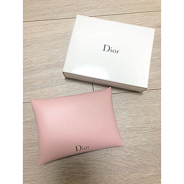 Dior(ディオール)のディオール　ノベルティ　カードケース　 レディースのファッション小物(名刺入れ/定期入れ)の商品写真