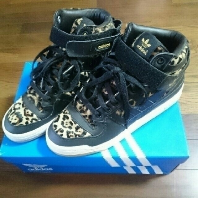 adidas - レオパード ヒョウ柄 ハラコ 28cm FRM adidas adidas - レオパード ヒョウ柄 ハラコ 28cm FRM adidas