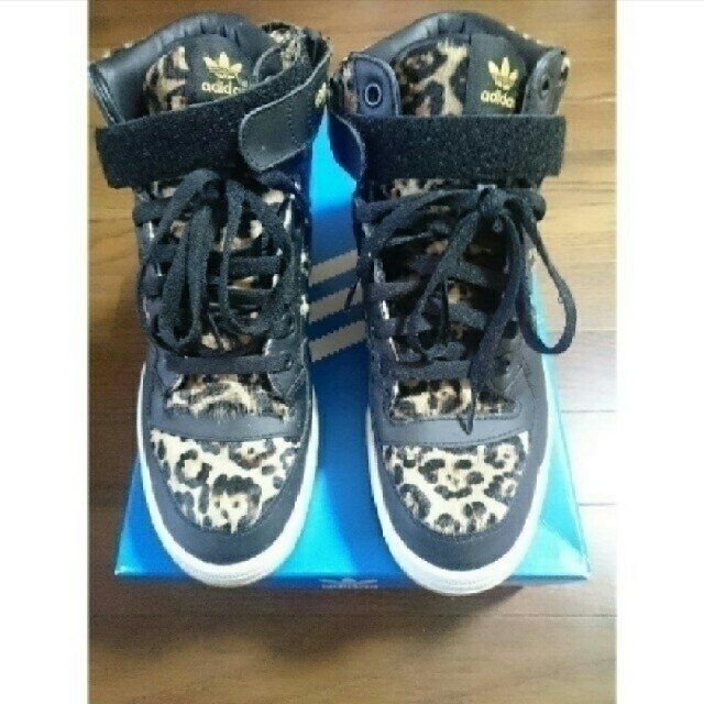 スーパースター adidas ハラコ アニマル ヒョウ柄 パイソン