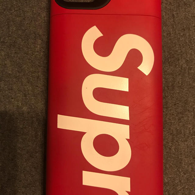 iPhone8 赤 18aw ケース 携帯 supremeスマホ/家電/カメラ