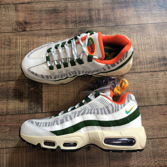 NIKE(ナイキ)の国内正規品　air max 95 era エアマックス　エラ　 レディースの靴/シューズ(スニーカー)の商品写真