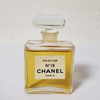 シャネル(CHANEL)のシャネル Nﾟ19 香水(香水(女性用))