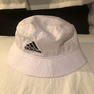 アディダス(adidas)のadidas バケツハット(バケハ)(ハット)