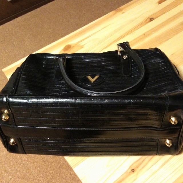 VALENTINO(ヴァレンティノ)のヴァレンティノバッグ レディースのバッグ(ハンドバッグ)の商品写真