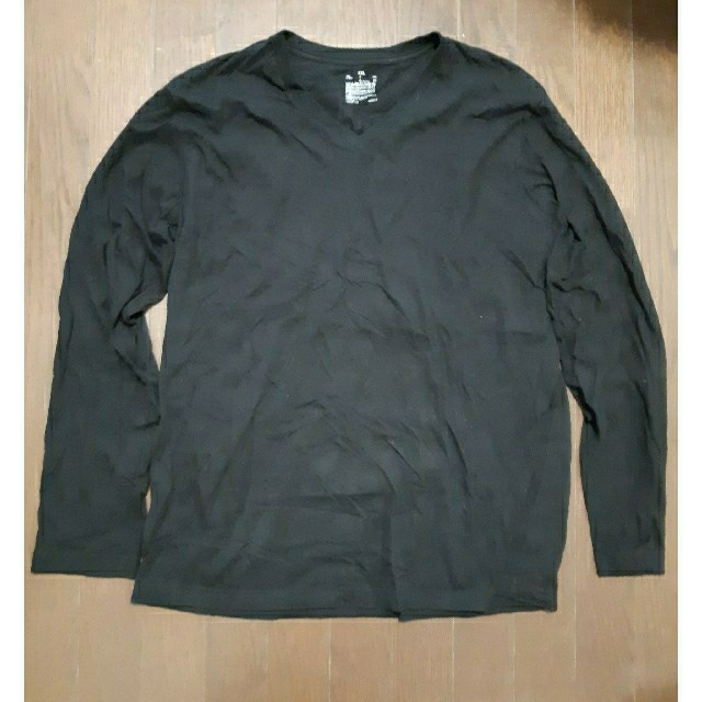 MUJI (無印良品)(ムジルシリョウヒン)の無印良品 黒 ロンT Vネック ＸＸＬ メンズのトップス(Tシャツ/カットソー(七分/長袖))の商品写真