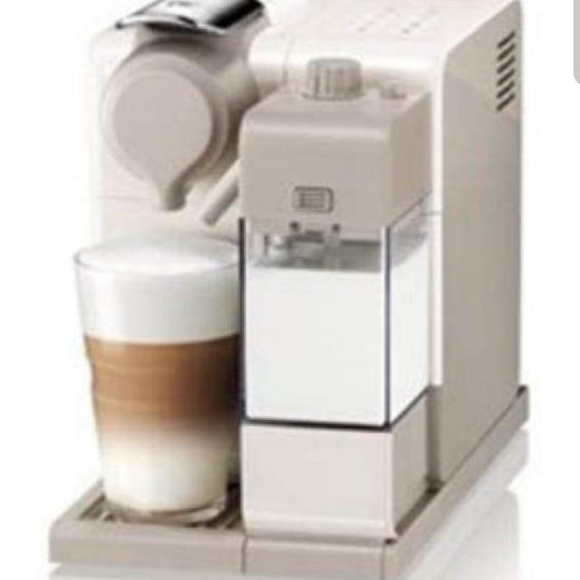 【新品】ラティシマタッチプラス　ネスプレッソ　Nespresso