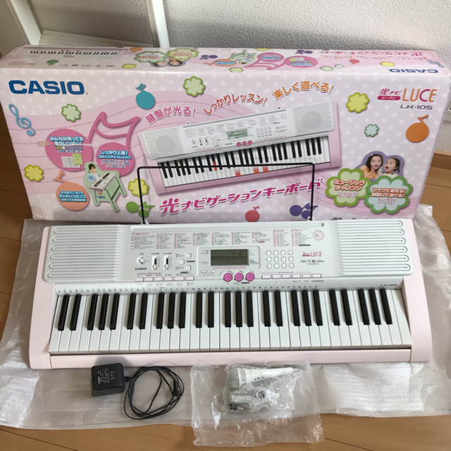 CASIO(カシオ)のカシオ  CASIO  光ナビゲーション キーボード  61鍵盤 楽器の鍵盤楽器(キーボード/シンセサイザー)の商品写真