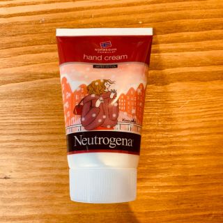 ニュートロジーナ(Neutrogena)のみしゅらんまん様𓇼専用(ハンドクリーム)