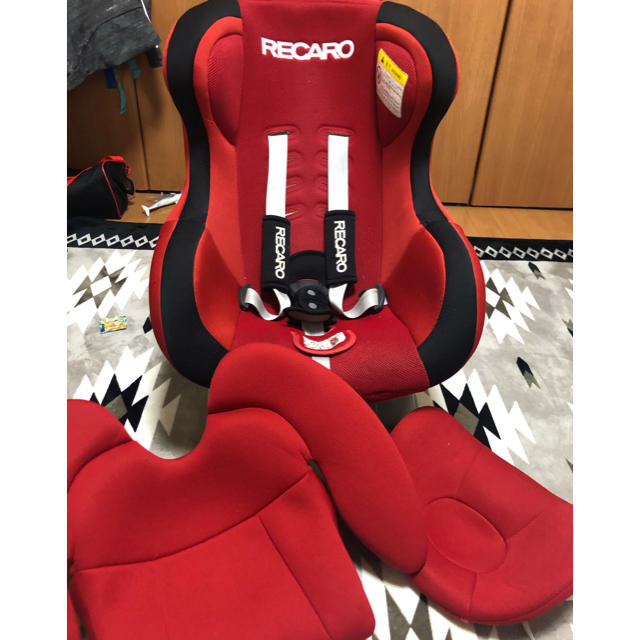 RECARO(レカロ)の2525様☆専用☆ キッズ/ベビー/マタニティの外出/移動用品(自動車用チャイルドシート本体)の商品写真