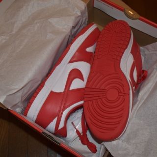 ナイキ(NIKE)のNikeDunkLowSP"UNIVERSITY RED"25(スニーカー)