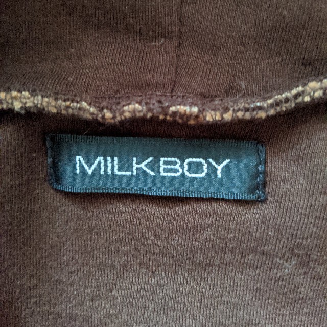 新品限定SALE MILKBOY - MILKBOY ワイルドキャットパーカーの通販 by ...