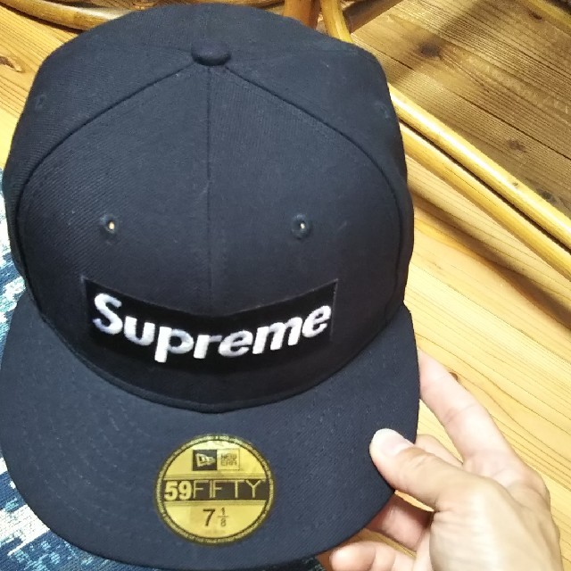 Supreme(シュプリーム)のsupreme  cap  rip  ニューエラ  56.8  7 1/8 メンズの帽子(キャップ)の商品写真