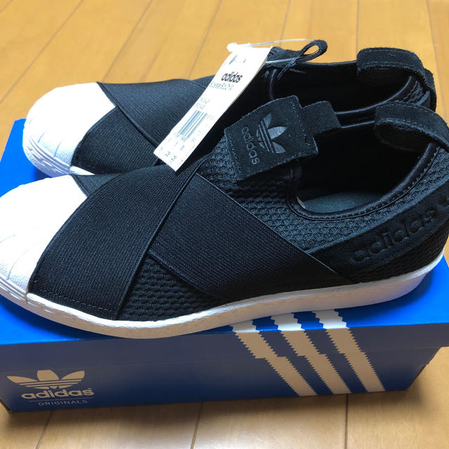 adidas(アディダス)のアディダス　23.5cm レディースの靴/シューズ(スニーカー)の商品写真