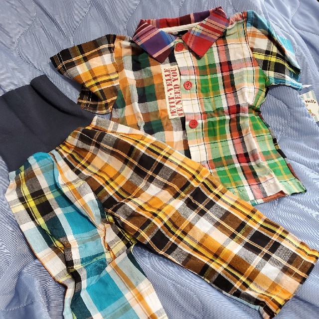 しまむら(シマムラ)のチェックパジャマ腹巻き付き80㎝ キッズ/ベビー/マタニティのベビー服(~85cm)(パジャマ)の商品写真