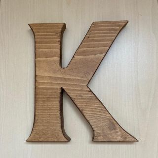 木製オブジェ アルファベット「K」置物 ハンドメイド(その他)