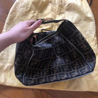 フェンディ(FENDI)のFENDI ハンドバッグ(ハンドバッグ)