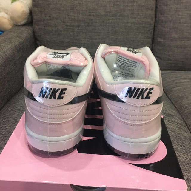 sb dunk low pink box