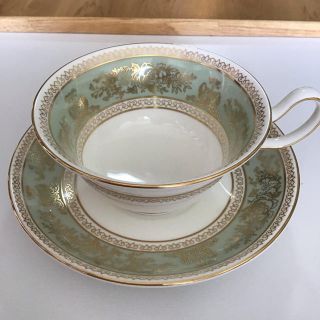 ウェッジウッド(WEDGWOOD)のナチュラル様専用　ウェッジウッド　コロンビアセージグリーン　カップ&ソーサー(グラス/カップ)