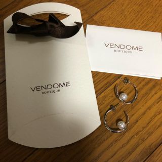 ヴァンドームアオヤマ(Vendome Aoyama)のVENDOME BOUTIQUE★ヴァンドームブティック★フープ　パール　ピアス(ピアス)