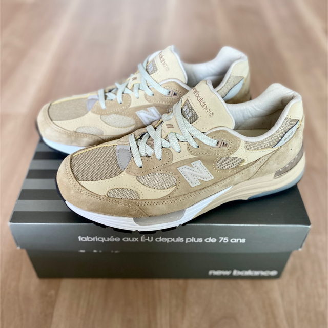 送料込み　26cm New Balance M992TNスニーカー